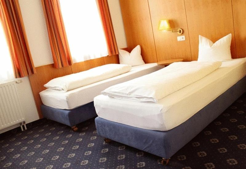 Hotel Servus Europa Suben Kamer foto