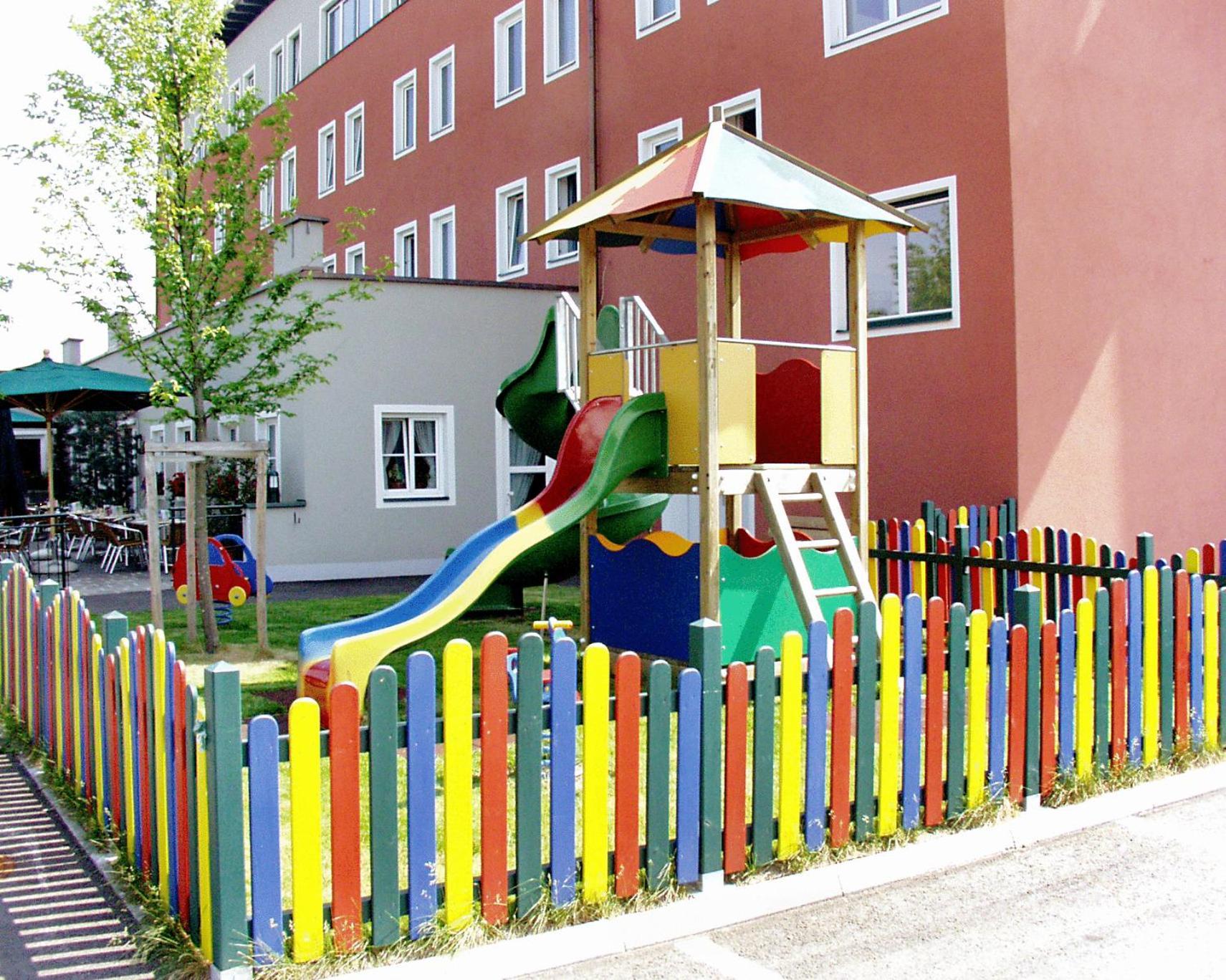 Hotel Servus Europa Suben Buitenkant foto